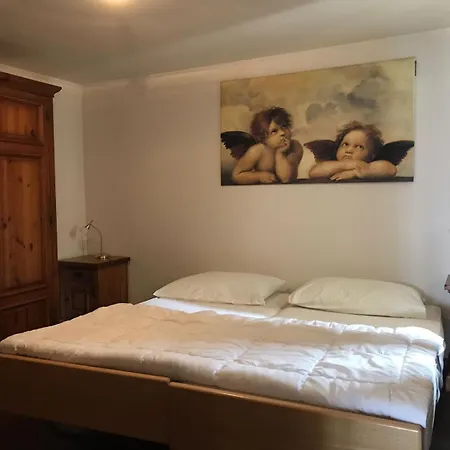 Panorama Apartment *